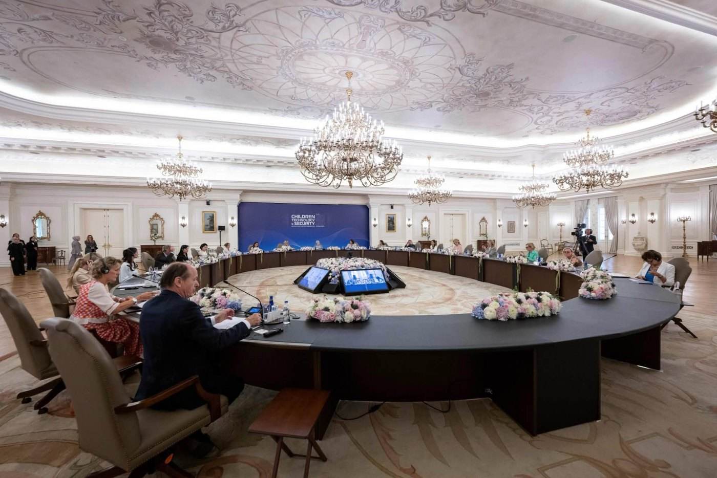 Politico: Statele Unite evaluează sprijinul militar al aliaţilor din NATO